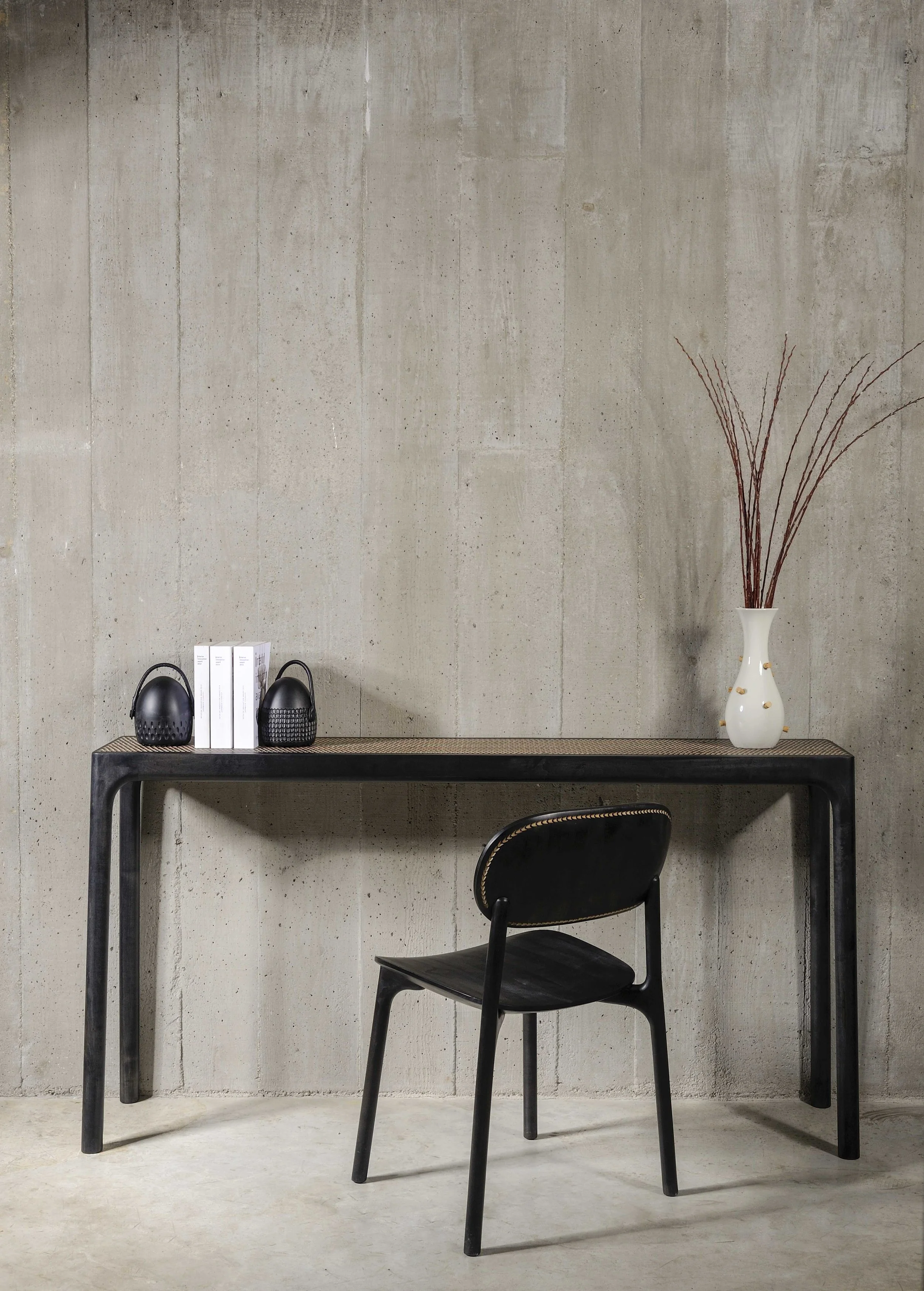 The Unna Console — GESTALT NEW YORK